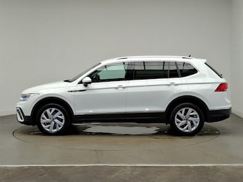 Used Volkswagen Tiguan Allspace 2023 for sale - 78669858: Photo