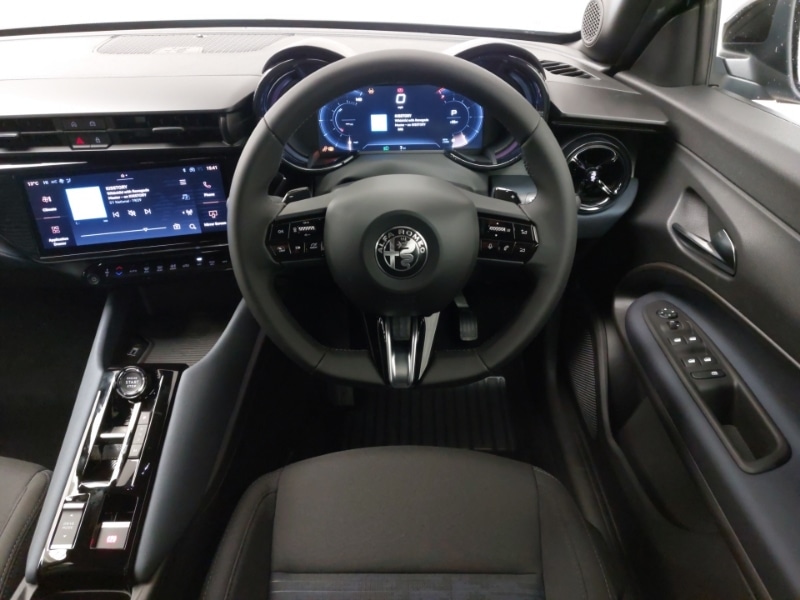 Used Alfa Romeo Junior 2025 for sale - 77265086: Photo 7