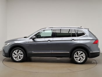 Used Volkswagen Tiguan Allspace 2023 for sale - 78790874: Photo