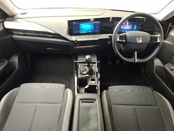 Used Vauxhall Astra 2023 for sale - 79452069: Photo