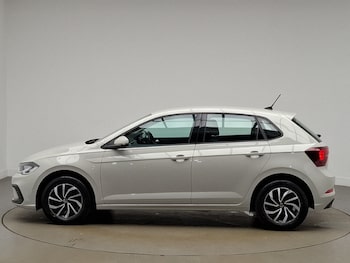 Used Volkswagen Polo 2024 for sale - 79343605: Photo