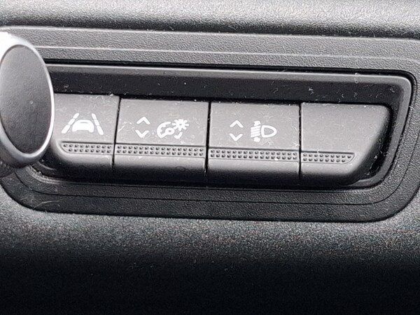 Used Renault Captur 2021 for sale - 76108038: Photo 18