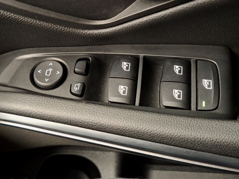 Used BMW 3 Series 2024 for sale - 77201761: Photo 18