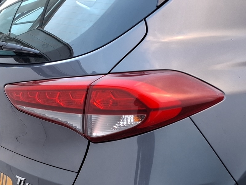 Used Hyundai TUCSON 2018 for sale - 76736856: Photo 12