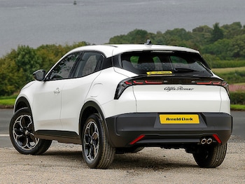 Used Alfa Romeo Junior 2025 for sale - 77070152: Photo