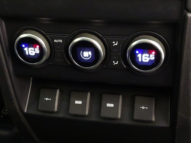 Used Land Rover Defender 2020 for sale - 76571514: Photo 14