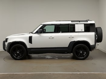 Used Land Rover Defender 2020 for sale - 76571514: Photo