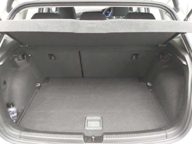 Used Volkswagen Polo 2023 for sale - 77272920: Photo 8