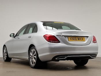 Used Mercedes-Benz C Class 2018 for sale - 77101576: Photo