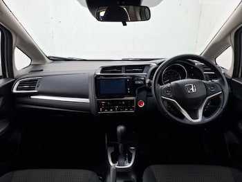 Used Honda Jazz 2019 for sale - 76321334: Photo