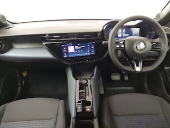 Used Alfa Romeo Junior 2025 for sale - 76885372: Photo