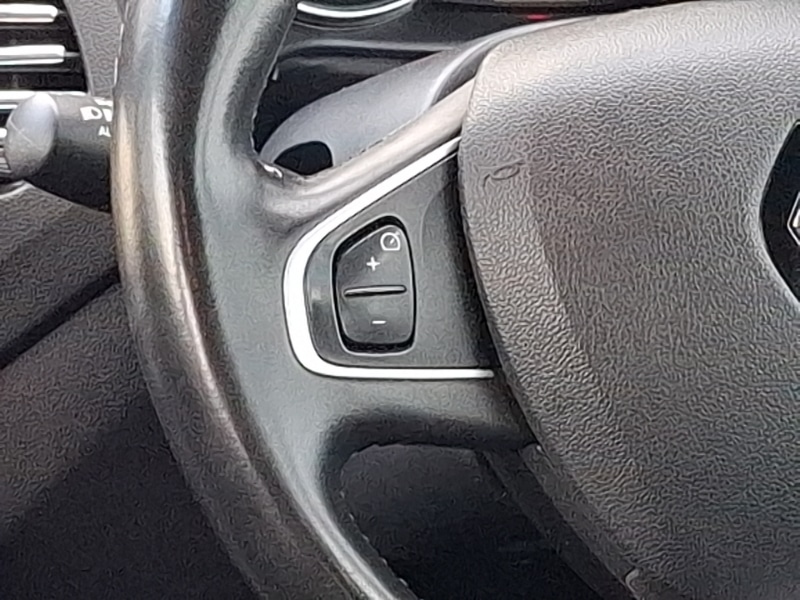 Used Renault Captur 2016 for sale - 76556412: Photo 10