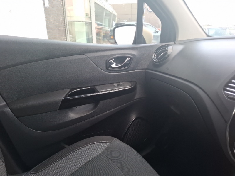 Used Renault Captur 2016 for sale - 76556412: Photo 18