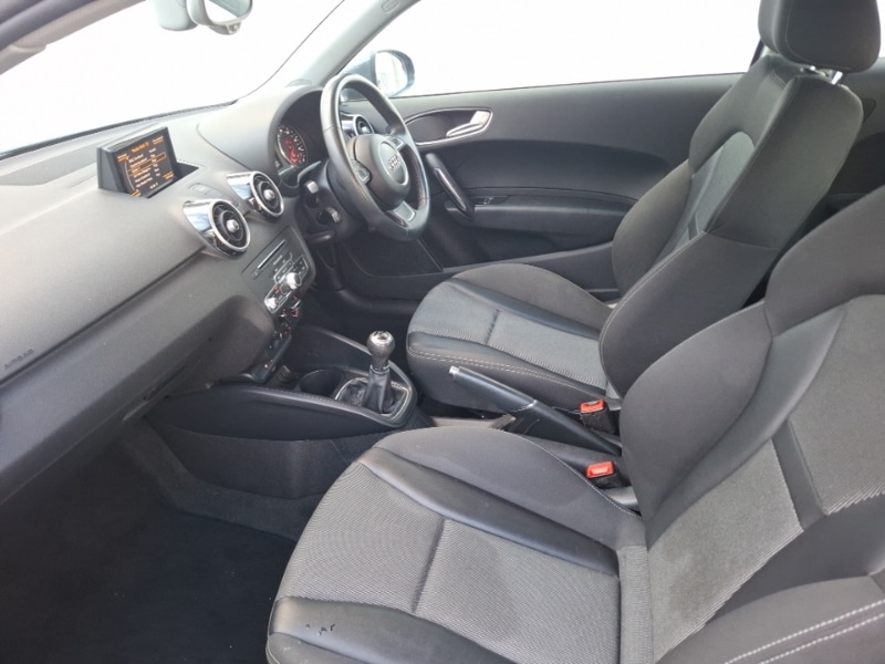 Used Audi A1 2016 for sale - 76556411: Photo 5