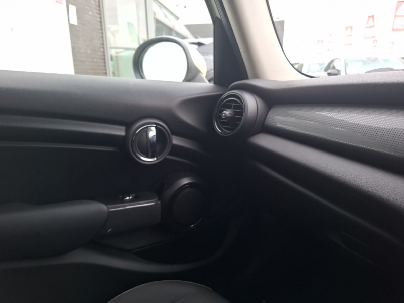 Used MINI Hatch 2019 for sale - 77149966: Photo 19