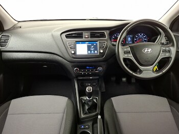 Used Hyundai i20 2019 for sale - 78333685: Photo