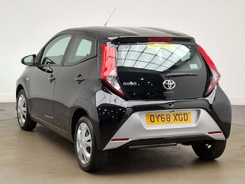 Used Toyota AYGO 2018 for sale - 78697987: Photo