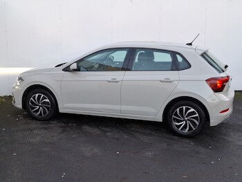 Used Volkswagen Polo 2023 for sale - 77320004: Photo