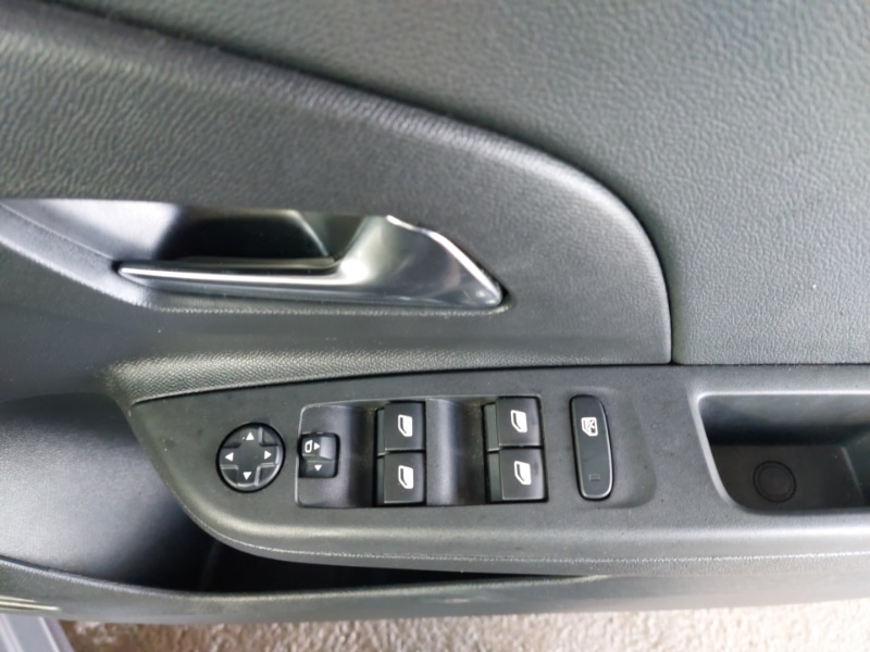 Used Vauxhall Corsa 2022 for sale - 77352492: Photo 11