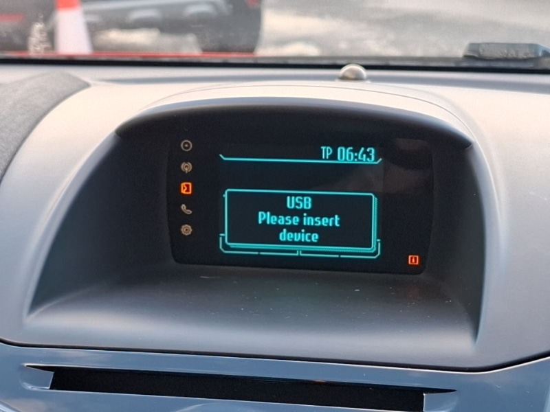 Used Ford Fiesta 2013 for sale - 76875514: Photo 16