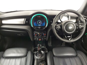 Used MINI Hatch 2019 for sale - 77630259: Photo