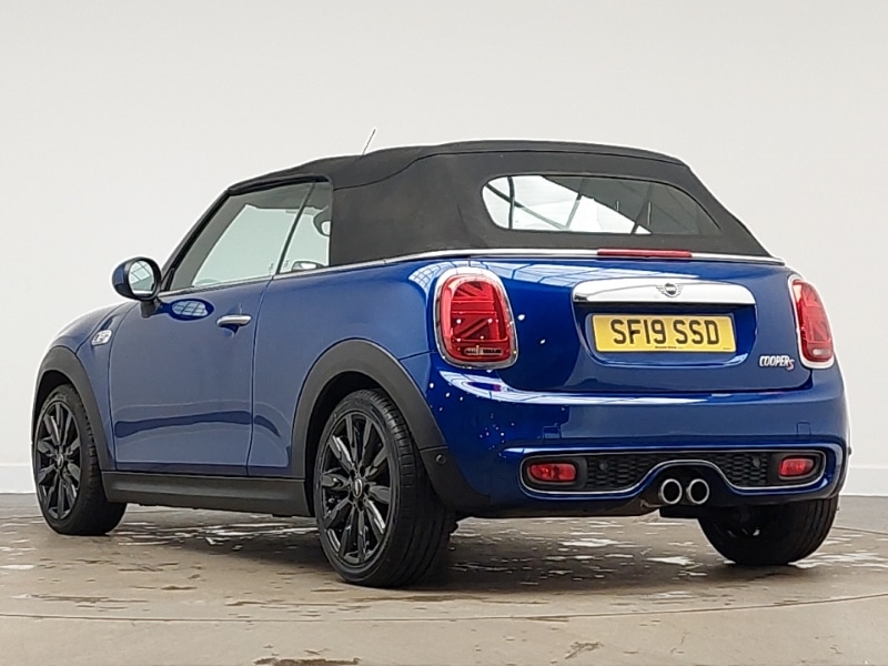 Used MINI Convertible 2019 for sale - 77630259: Photo 3