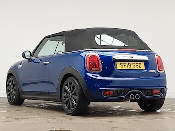 Used MINI Hatch 2019 for sale - 77630259: Photo