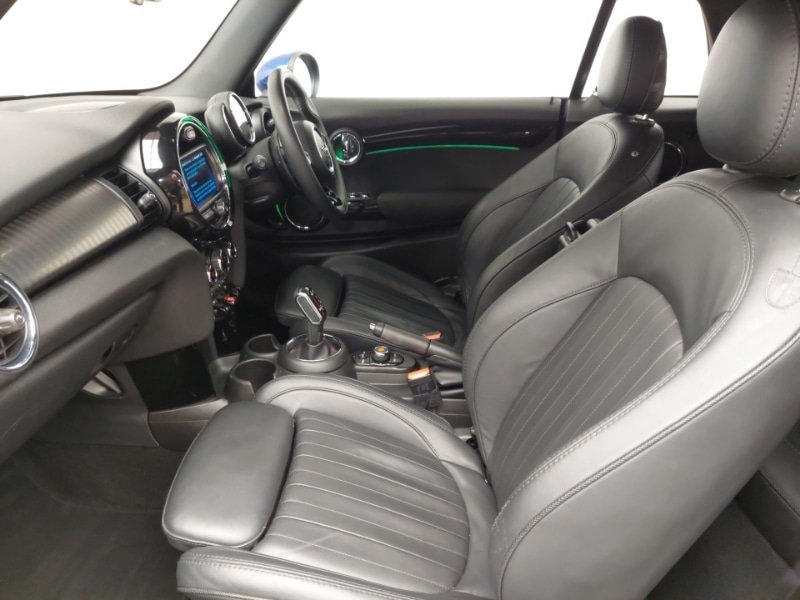 Used MINI Convertible 2019 for sale - 77630259: Photo 5