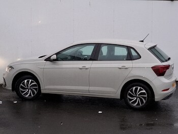 Used Volkswagen Polo 2023 for sale - 77201762: Photo