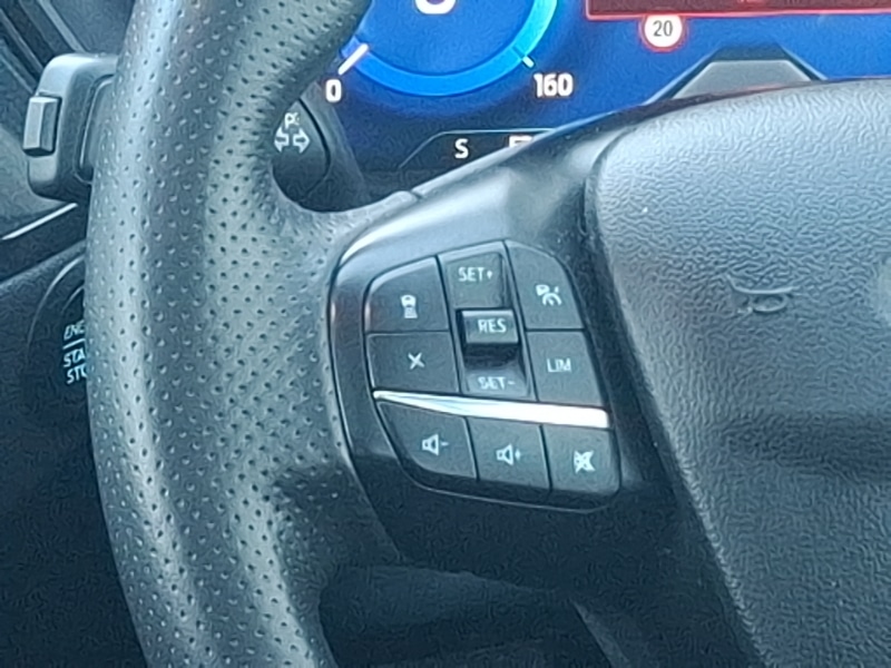 Used Ford Kuga 2021 for sale - 76613920: Photo 10