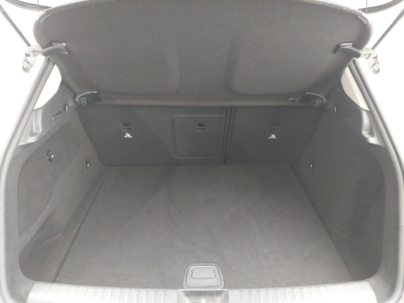 Used Mercedes-Benz GLA 2019 for sale - 77035114: Photo 8