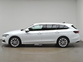Used Skoda Superb 2024 for sale - 76221263: Photo 4
