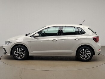 Used Volkswagen Polo 2024 for sale - 78238120: Photo