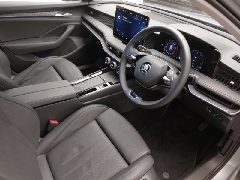 Used Skoda Superb 2024 for sale - 76275516: Photo 13