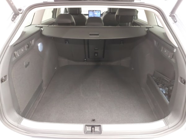 Used Skoda Superb 2024 for sale - 76275516: Photo 8
