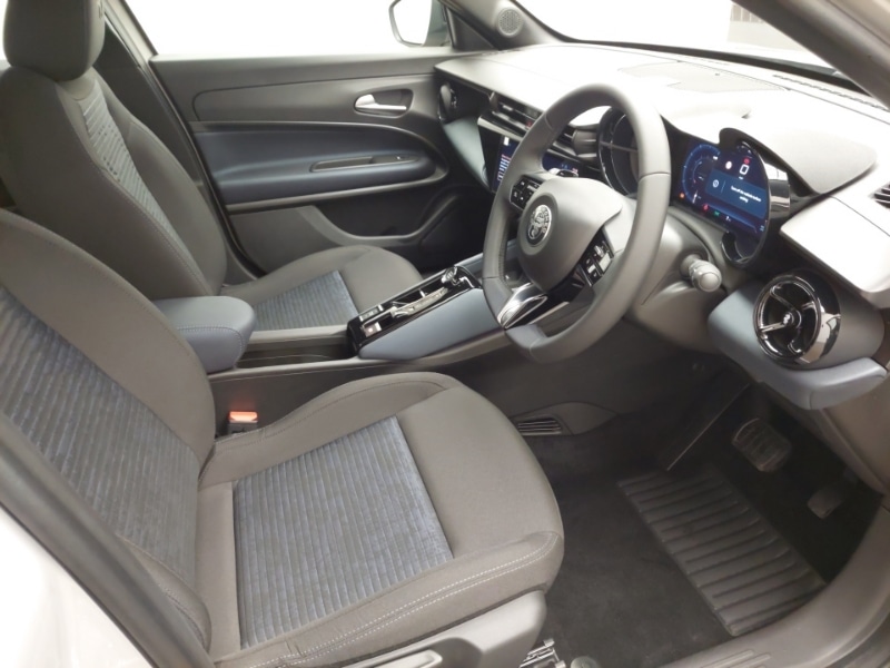 Used Alfa Romeo Junior 2025 for sale - 77704454: Photo 13