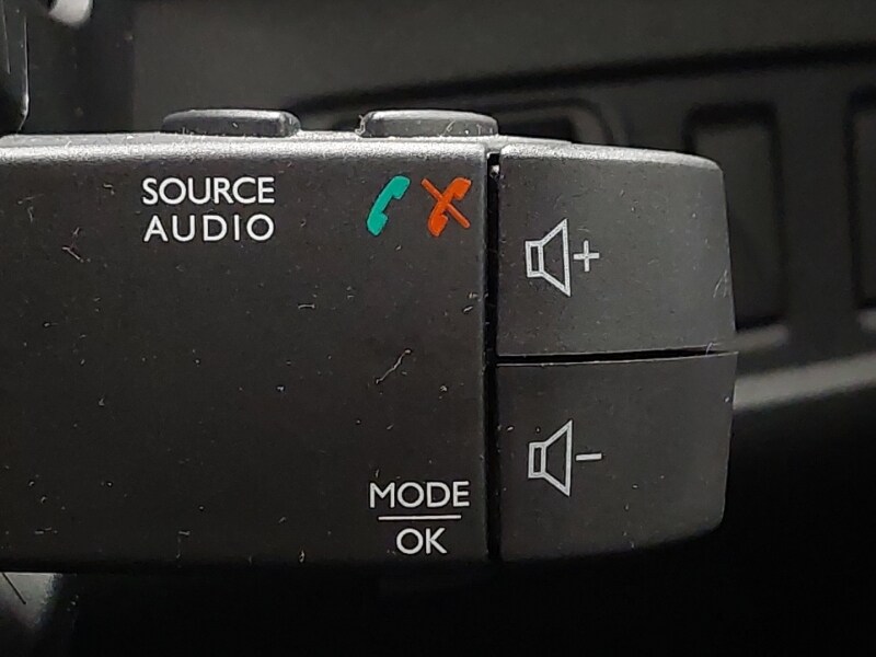 Used Renault Clio 2018 for sale - 77530709: Photo 17