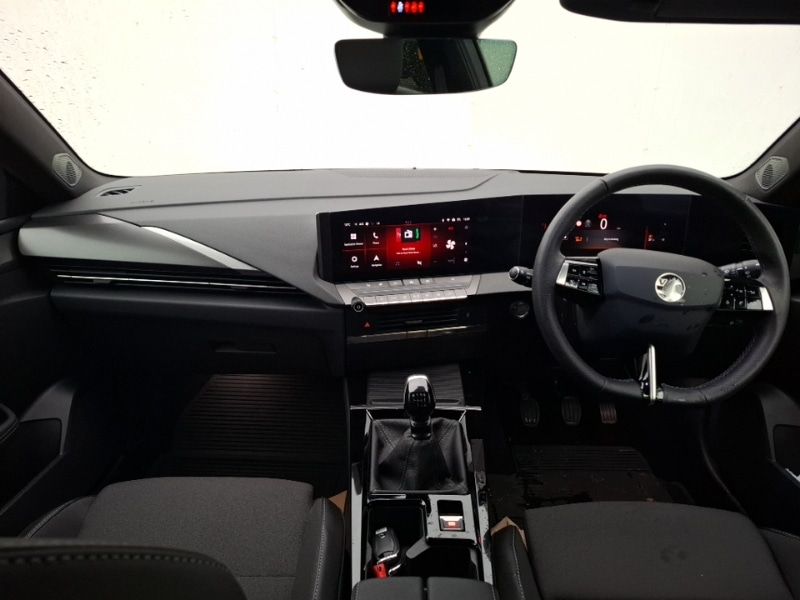 Used Vauxhall Astra 2024 for sale - 76897437: Photo 2