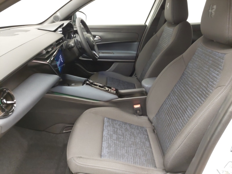 Used Alfa Romeo Junior 2025 for sale - 77169217: Photo 5