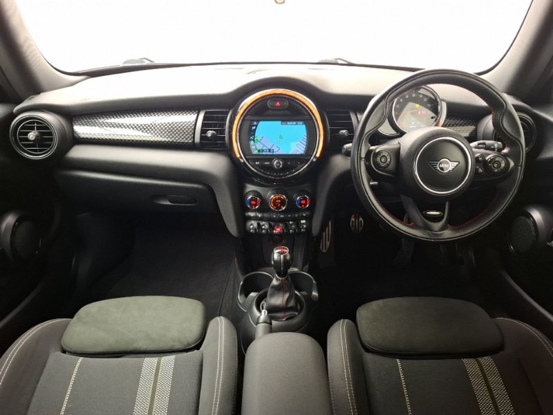 Used MINI Hatch 2019 for sale - 77663869: Photo 2