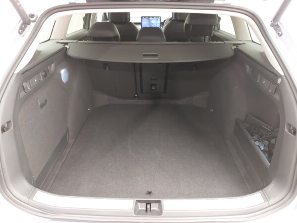 Used Skoda Superb 2024 for sale - 75338760: Photo 8