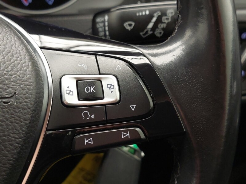 Used Volkswagen Golf 2018 for sale - 77284402: Photo 19