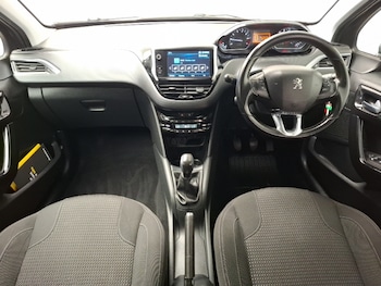 Used Peugeot 208 2018 for sale - 78642361: Photo