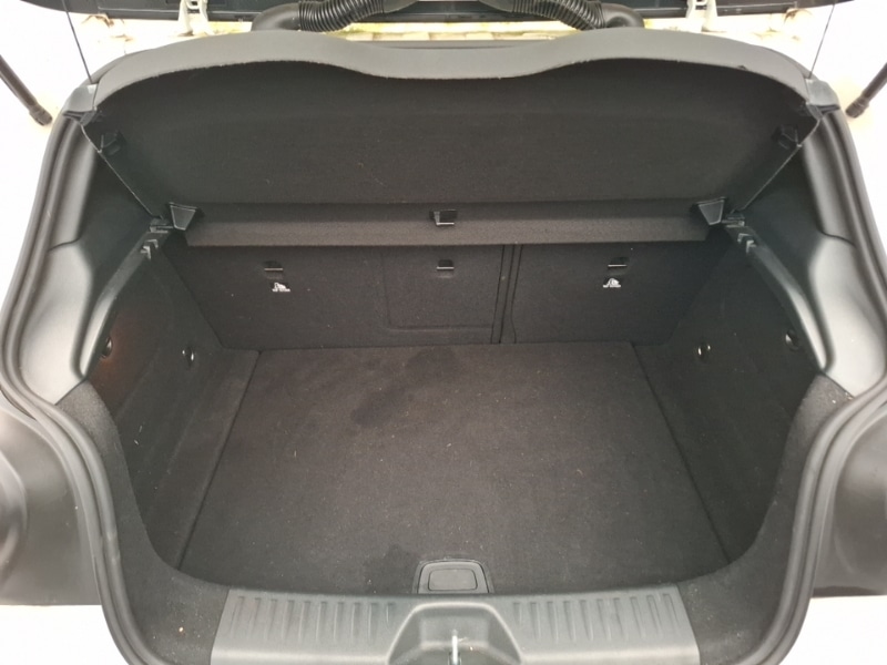 Used Mercedes-Benz A-Class 2018 for sale - 76498071: Photo 8