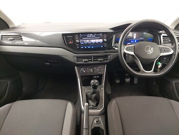 Used Volkswagen Polo 2024 for sale - 77852192: Photo