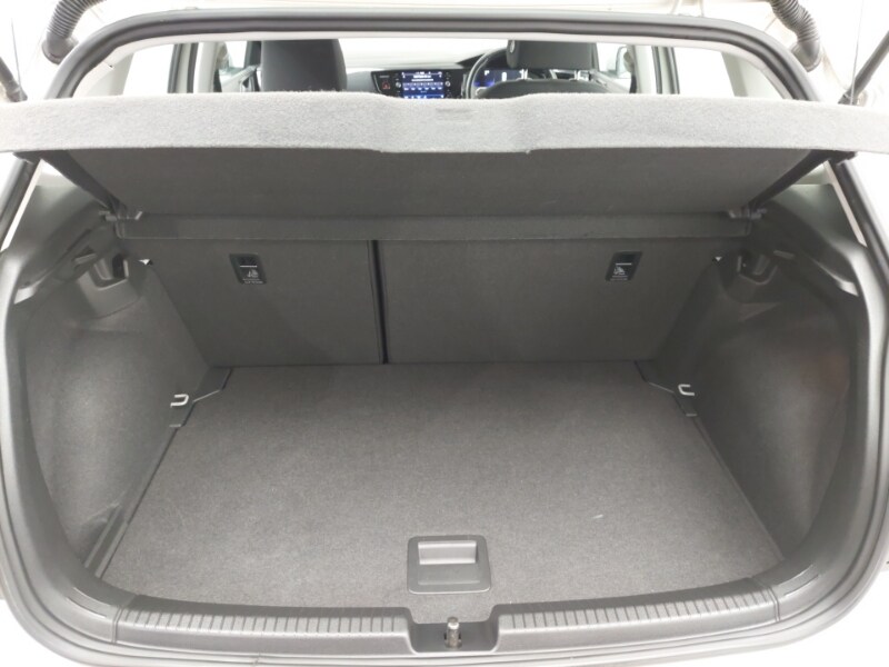 Used Volkswagen Polo 2024 for sale - 77815813: Photo 8