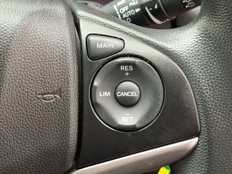 Used Honda Jazz 2017 for sale - 77974903: Photo 18