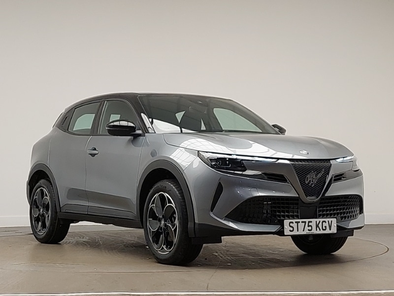 Used Alfa Romeo Junior 2025 for sale - 76763578: Photo 1