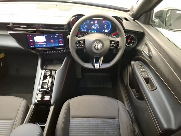 Used Alfa Romeo Junior 2025 for sale - 76187735: Photo 7