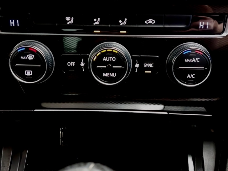 Used Volkswagen Golf 2014 for sale - 77873895: Photo 17